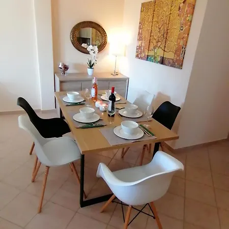 Bella Casa Appartement Néa Péramos