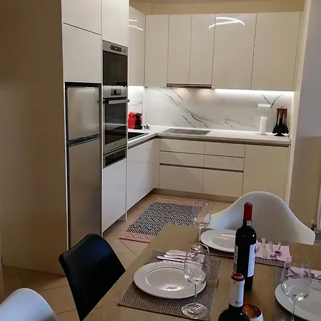 Appartement Bella Casa Néa Péramos